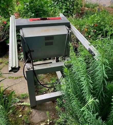 Photo of free Ryobi table saw, bare bones (Fremont) #4
