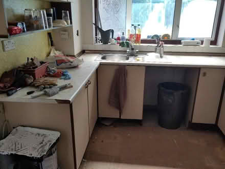 Photo of free Vintage kitchen units (East Hanney OX12) #1