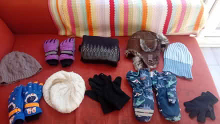 Photo of free Hats, gloves and scarf (Didsbury) #1