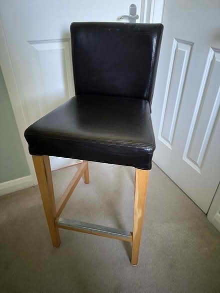 Photo of free Bar stool/chair (GU52) #1