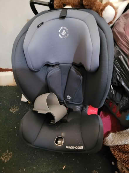 Photo of free Car seat (HD3) #1