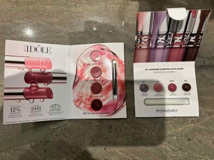 Photo of free Deluxe makeup samples (Bridgeport, Kitchener) #1