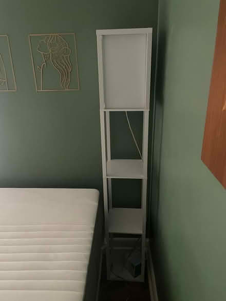Photo of free 3 tier standing floor lamp (Franklin & Davie Circle) #1