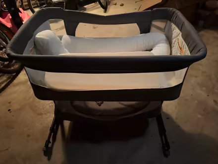 Photo of free Baby crib (Lake Hopatcong) #3