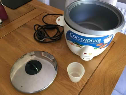 Photo of free Electric rice cooker (Crowthorne RG45) #2