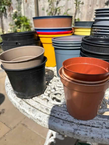 Photo of free Flower Pots (Bexleyheath DA6) #1