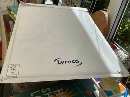 Photo of free Envelope padded (Caton LA2) #2
