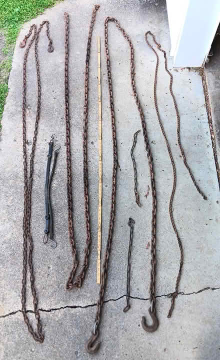 Photo of free chains (City of Chelsea) #1
