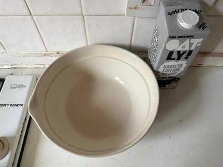 Photo of free Big bowl (N5 Highbury Barn) #2