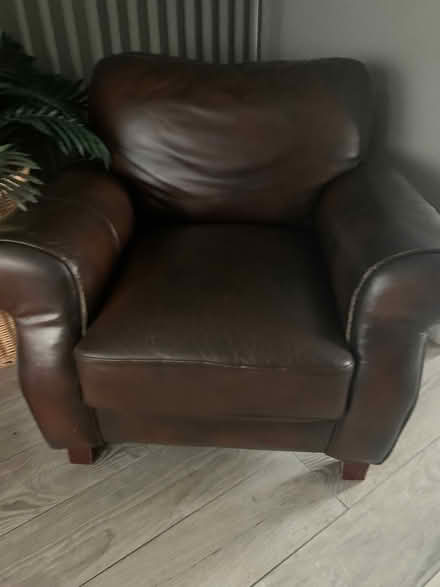 Photo of free Leather suite & ottoman (Clondalkin) #4