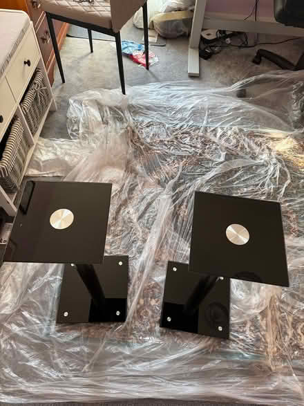 Photo of free Speaker stands (TW15) #1