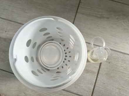 Photo of free Sunscreen and bottle steriliser (Longshoot Nuneaton CV11) #3