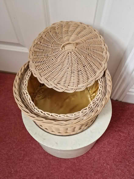 Photo of free Hat box and wicker basket (Rushden NN10) #2