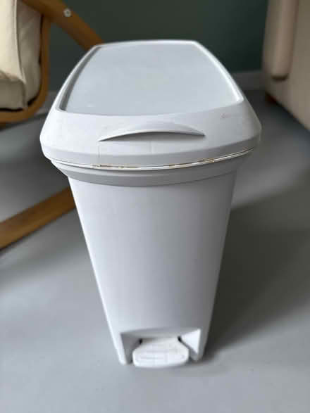 Photo of free bathroom bin (Kennington) #2