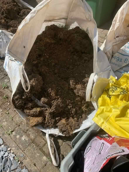 Photo of free Top soil (Oxfordshire OX4) #1