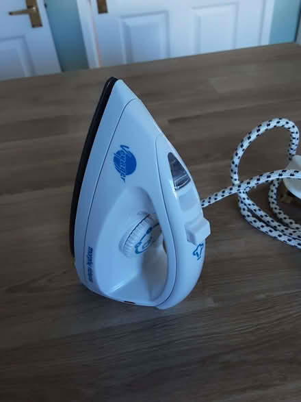 Photo of free Travel steam iron (Charlton Kings GL52) #3