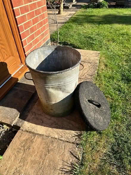 Photo of free Dustbin (Duffield DE56) #1