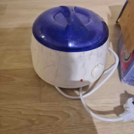 Photo of free Wax Heater with Wax - Hair Removal (TW7) #4