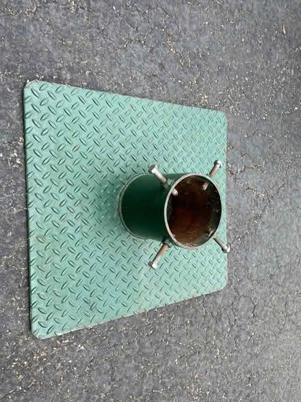 Photo of free Curb Alert-Sturdy Christmas Stand (17529 Hawk Ct. Gurnee) #3