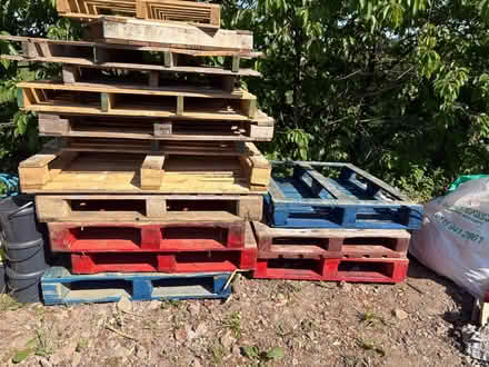 Photo of free Wood Pallets (Borrowash DE72) #1
