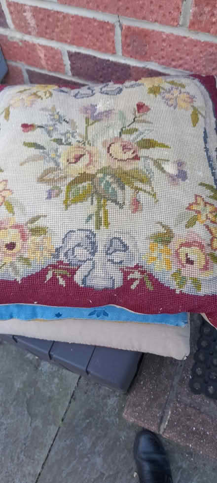 Photo of free Hand made tapestry cushion. (Welling DA16) #1