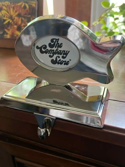 Photo of free New Fish Photo Holder (5 blocks S of DGSHS) #1