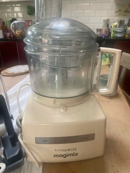 Photo of free Magimix food processor / mixer (CT5) #2