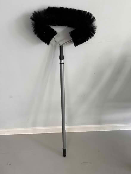 Photo of free Extendable brush (Kennington) #1