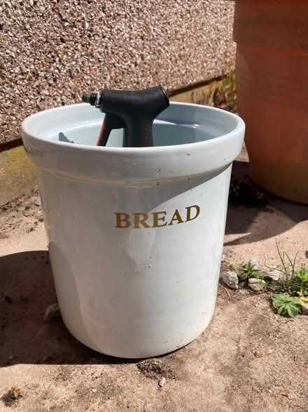 Photo of free 2 Pans aluminium and ceramic and ceramic bread bin (Stainton CA11) #2