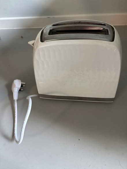 Photo of free Toaster (Kennington) #1