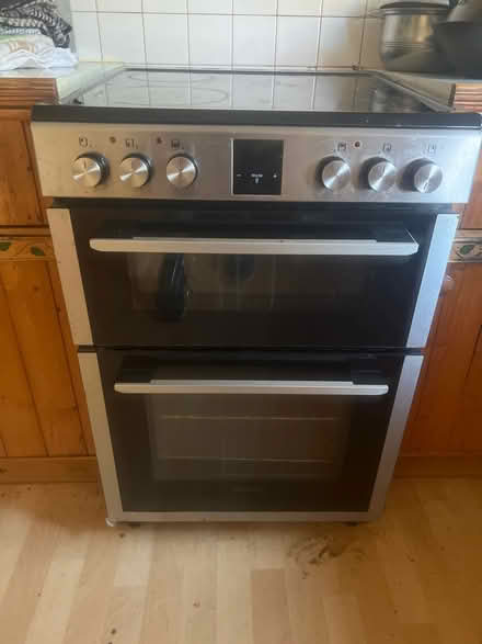 Photo of free Electric oven and stove (Harold hill RM3) #1