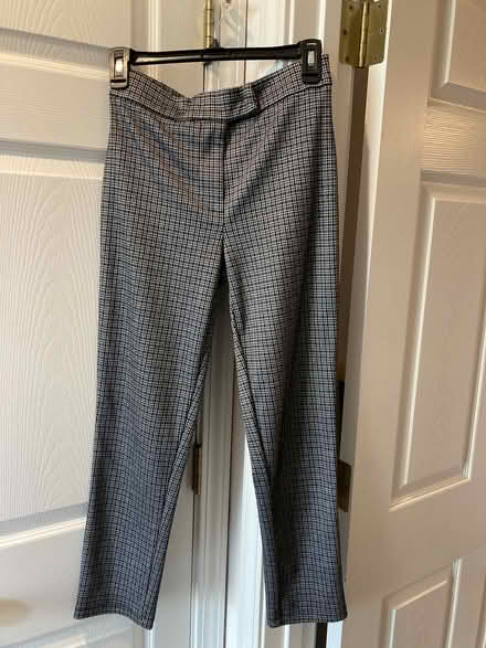 Photo of free Young Women's Pants (Near Eubank Costco (SE)) #1