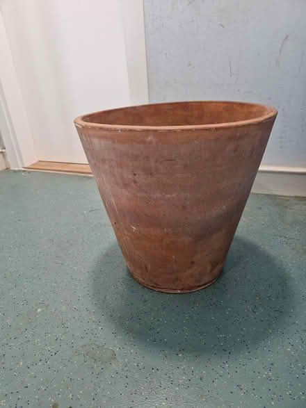 Photo of free Large heavy Red Plant Pot (St.Marks Rd W10) #1