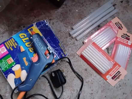 Photo of free Glue gun and sticks (Tavistock Avenue ST16) #1