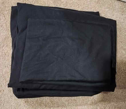 Photo of free Full-Size Black Sheet Set #1