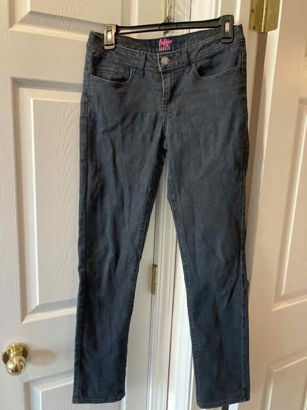 Photo of free Young Women's Jeans (Near Eubank Costco (SE)) #1