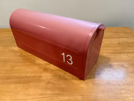 Photo of free Standard size mailbox (Burlington (Burlington (Pinehurst)) #1