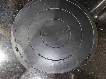 Photo of free Instant Pot Air Fryer Lid (Sandhurst GU47) #4