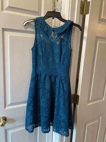 Photo of free Nice Teenage Girls Dresses (Near Eubank Costco (SE)) #3
