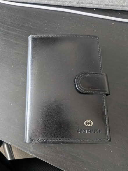 Photo of free Wallet (CB2) #1