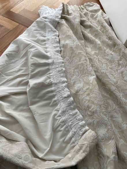 Photo of free One curtain (Br29dr) #3