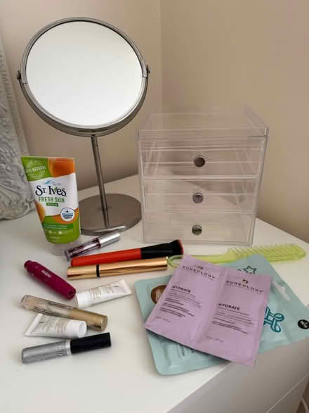 Photo of free Beauty products and storage (Hendon, NW4, Brent Street) #1