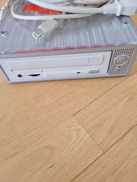 Photo of free Dvd drive (Montreal road and St Laurent) #2