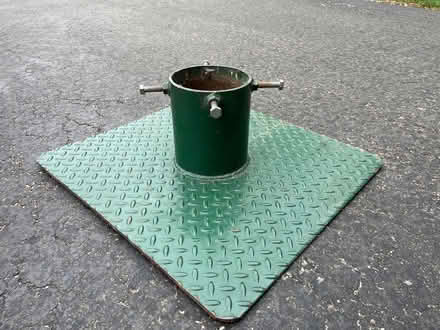 Photo of free Curb Alert-Sturdy Christmas Stand (17529 Hawk Ct. Gurnee) #1