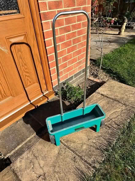 Photo of free Lawn Weed & Feed Spreader (Duffield DE56) #1