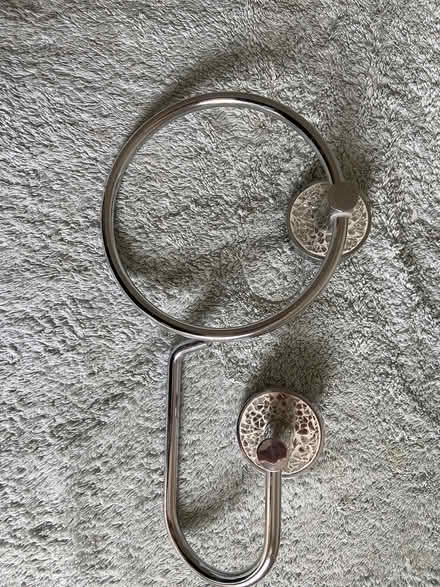 Photo of free Towel & Toilet Roll Holder (CV34) #2