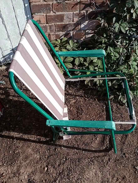 Photo of free Striped deck chair metal frame (Sherwood NG5) #1