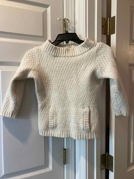 Photo of free Young Women's Sweaters (Near Eubank Costco (SE)) #3