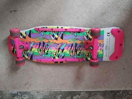 Photo of free Skateboard (Crowthorne RG45) #1