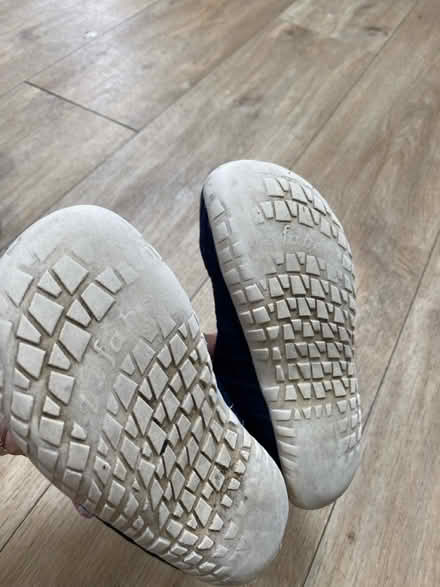 Photo of free Barefoot trainers kids EU 28 (OX3 Headington) #3